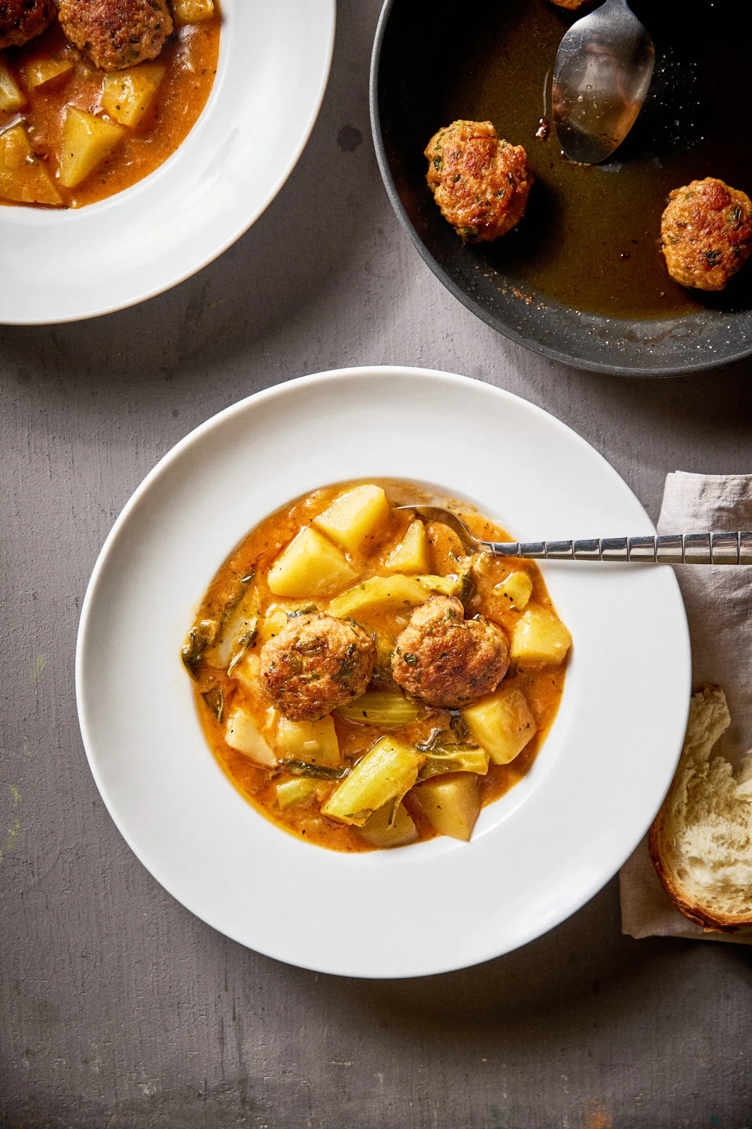 Karfiollevél-főzelék húsgombóccal